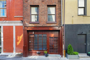 Strawberry House Old City Philadelphia